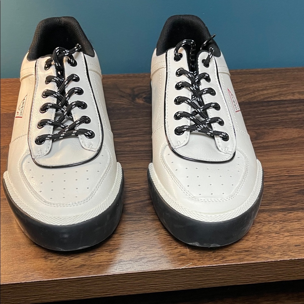 Guess Matio Men's White and Black Sneakers